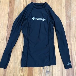Women’s rash guard